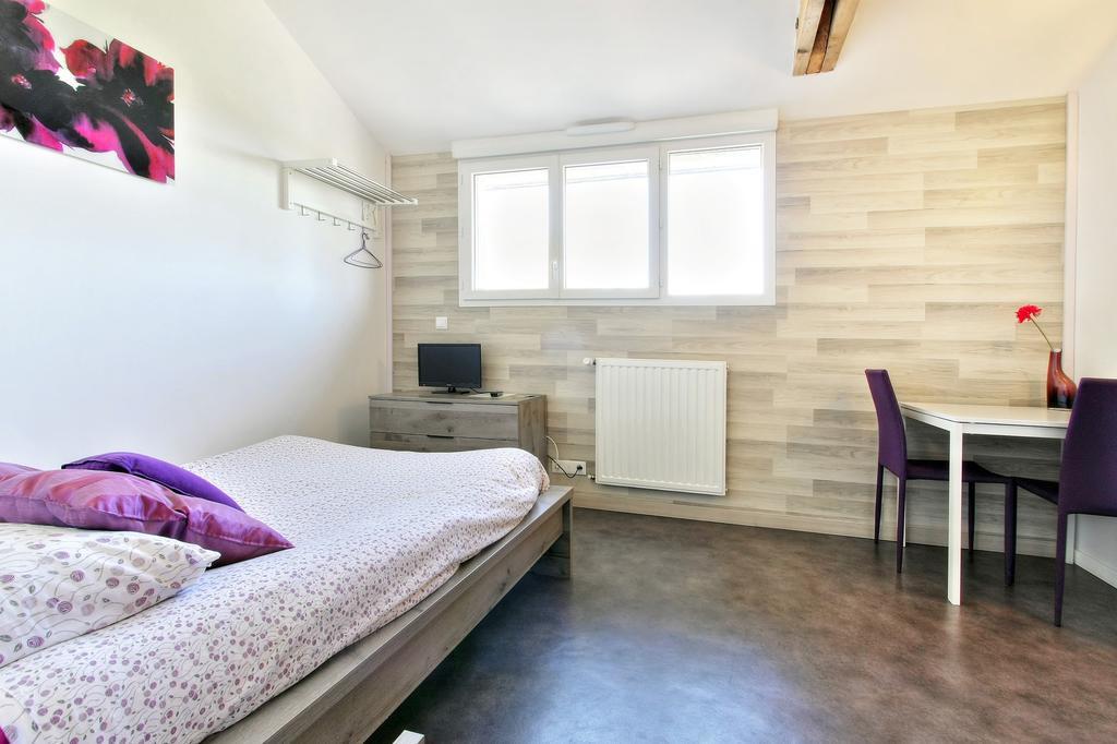 Les Gites D'Emilie Melesse Exterior foto